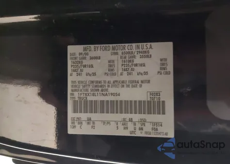 2001 Ford F-150 Lariat/Xl/Xlt from USA, damaged, VIN 1FTRX18L11NA19054